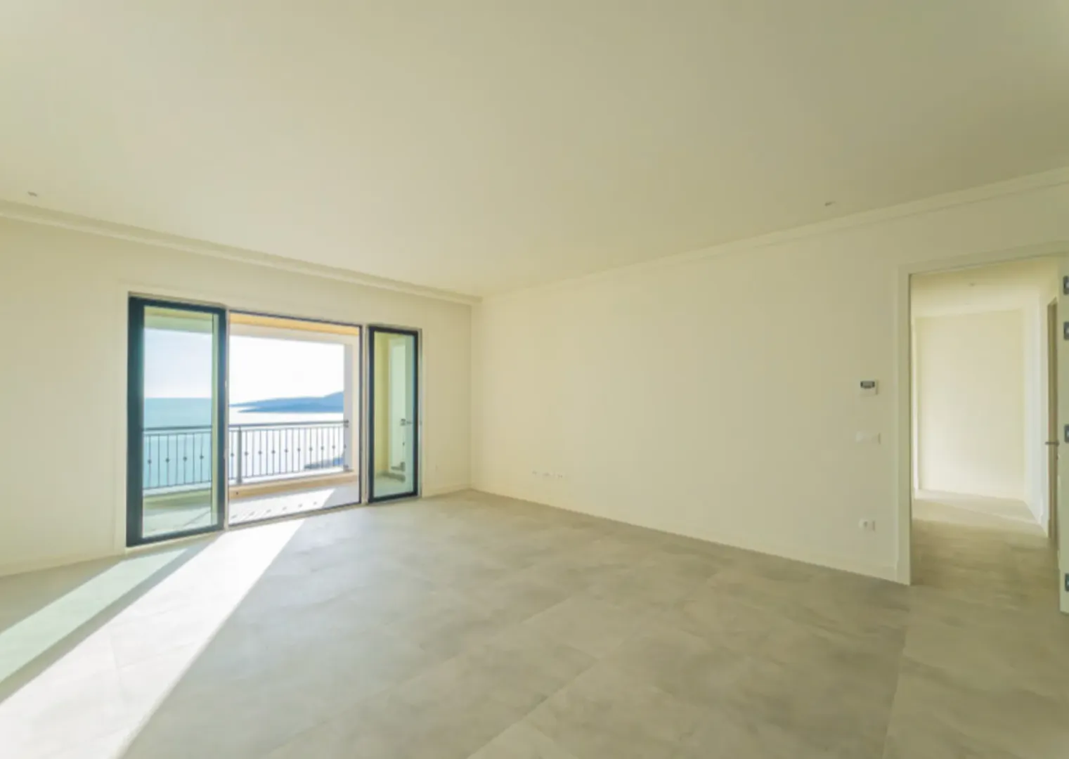 Prodaja, dvosoban stan, 104m², Luštica Bay, Tivat