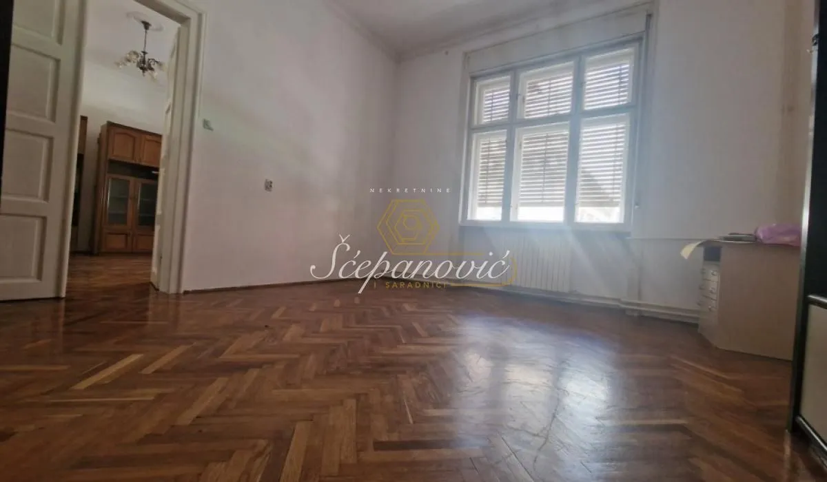 Rent, office space, 84m², Centar, Novi Sad