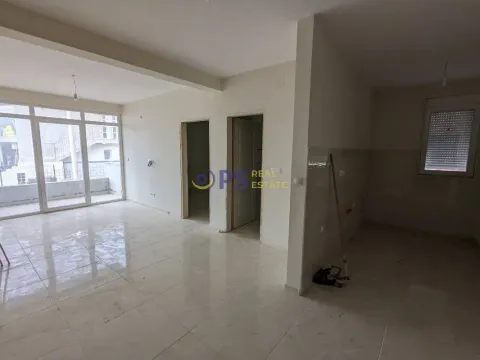 Prodaja, kuća, 277m², Bar, Crna Gora - image 11