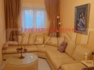 Izdavanje, četvorosoban stan, 140m², Miljakovac, Rakovica - image 7