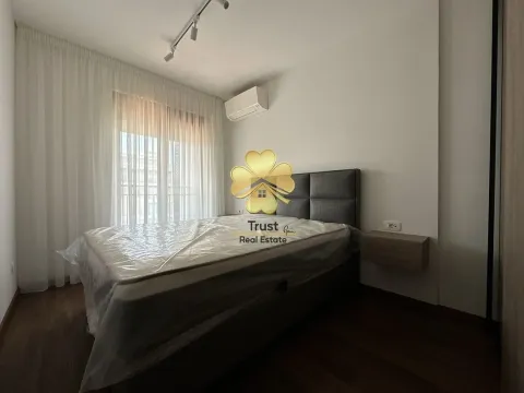 Izdavanje, dvosoban stan, 70m², Master Kvart, Podgorica - image 2