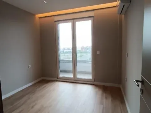 Prodaja, četvorosoban stan, 168m², Trošarina, Voždovac Sve Podlokacije - image 4