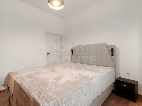 Rent, one bedroom apartment, 75m², Seljanovo, Tivat - image 5