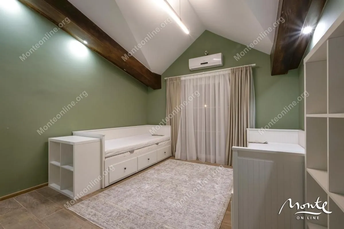 Prodaja, kuća, 198m², Tivat, Crna Gora
