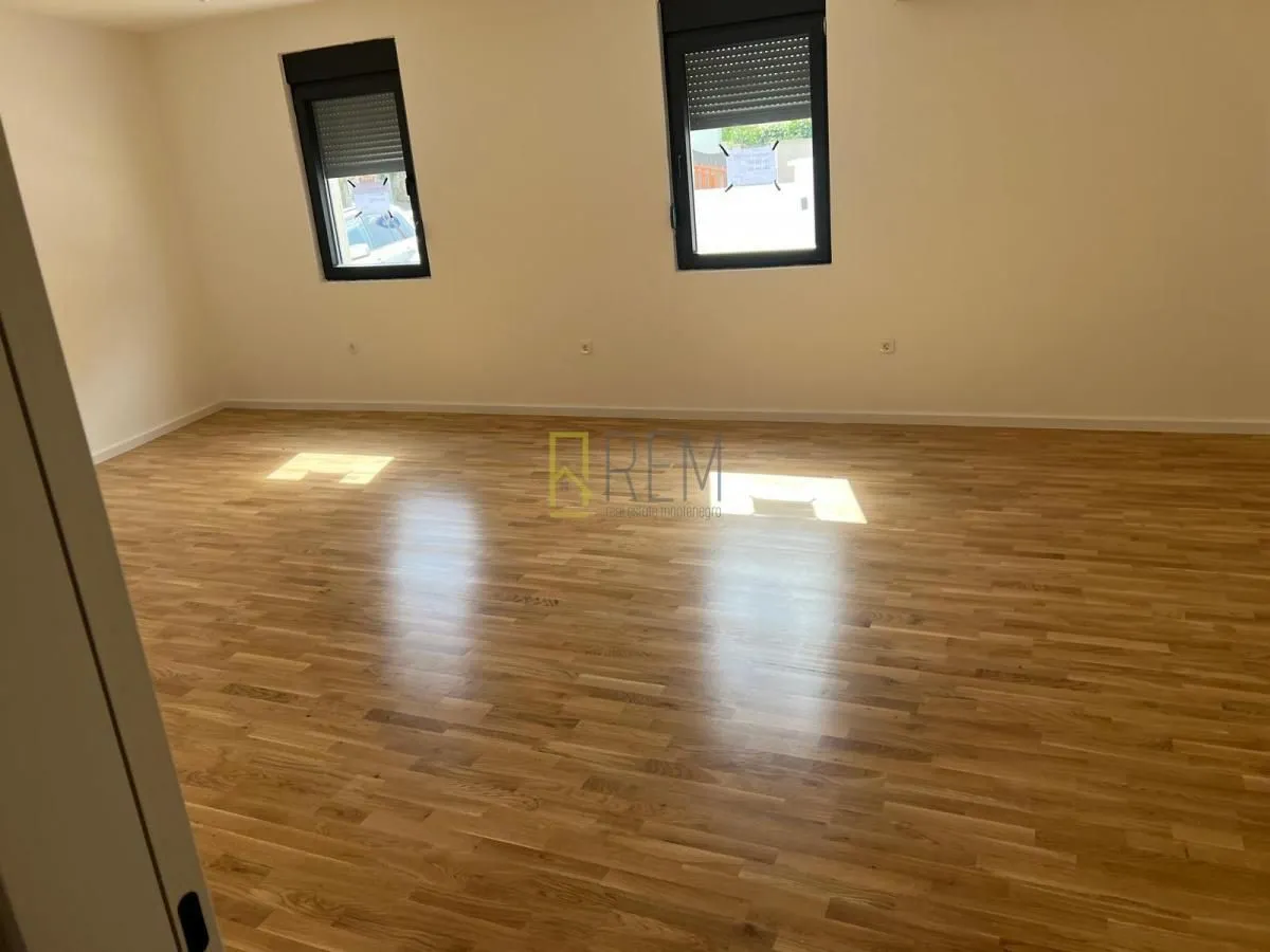 Prodaja, dvosoban stan, 75m², Stara Varoš, Podgorica