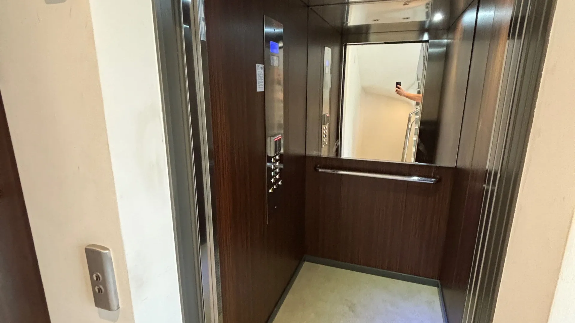 Rent, two bedroom apartment, 75m², Ivanovići, Budva