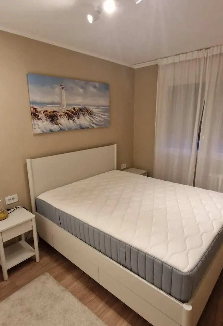 Izdavanje, trosoban stan, 86m², Novi Beograd Blok 63, Novi Beograd Sve Podlokacije