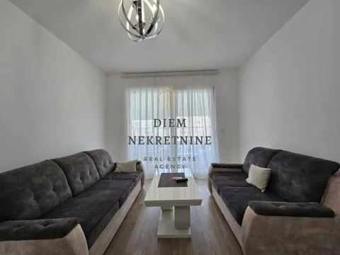 Rent, three bedroom apartment, 120m², Centar, Bar - image 20