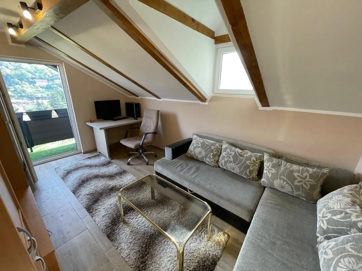 Prodaja, kuća, 92m², Paragovo, Petrovaradin