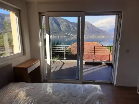 Prodaja, četvorosoban stan, 171m², Dobrota, Kotor - image 8