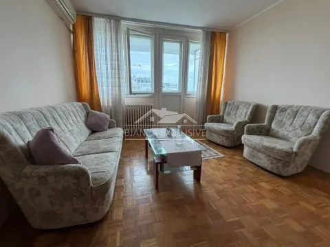 Stan in Zemun Sve Podlokacije