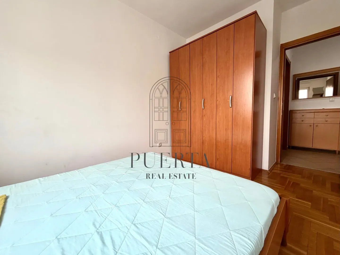 Rent, one bedroom apartment, 40m², Stari Aerodrom, Podgorica