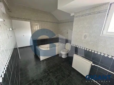 Izdavanje, stan, 176m², Autokomanda, Voždovac Sve Podlokacije - image 12