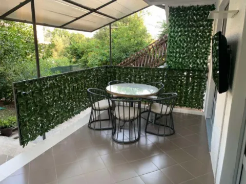 Izdavanje, dvosoban stan, 55m², Mrčevac, Tivat - image 13