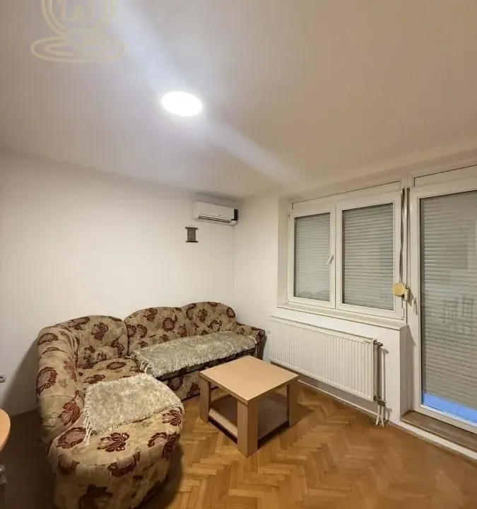 Izdavanje, dvosoban stan, 42m², Grbavica, Novi Sad Sve Podlokacije