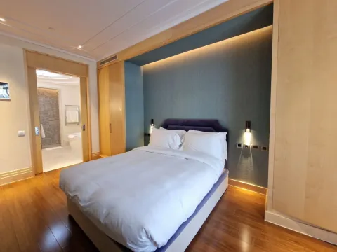 Sale, one bedroom apartment, 80m², Tivat, Crna Gora - image 23