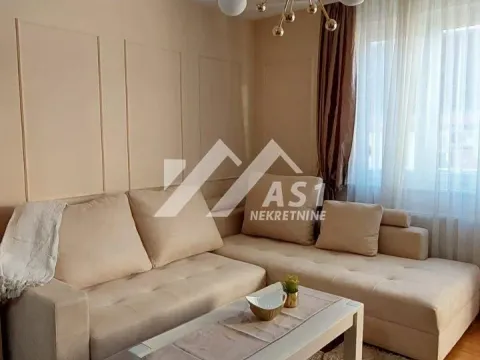 Izdavanje, jednosoban stan, 37m², Bulevar Oslobodjenja, Novi Sad Sve Podlokacije - image 2