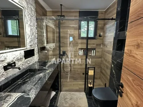 Sale, house, 330m², Amerić, Mladenovac - image 12