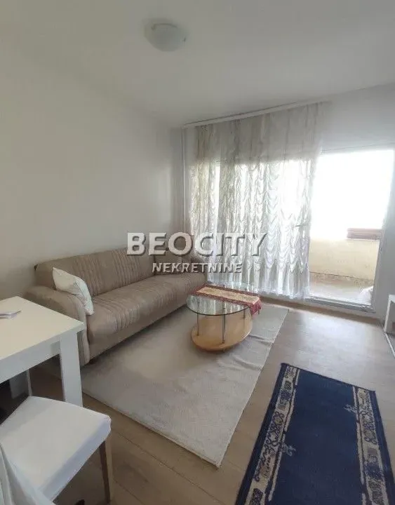 Izdavanje, stan, 40m², Dorćol Sve Podlokacije, Beograd