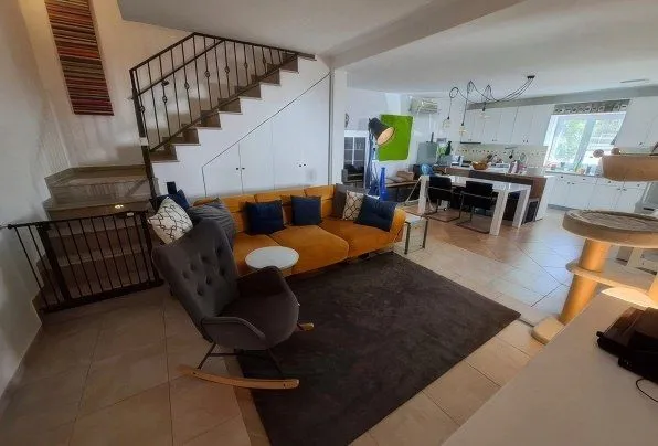 Sale, house, 219m², Reževići, Budva