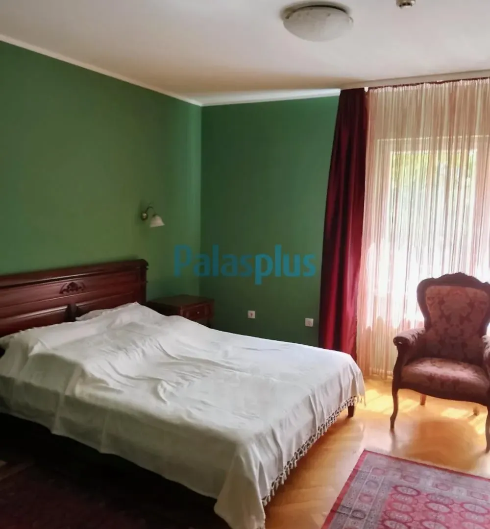 Prodaja, ugostiteljski objekat, 589m², Centar, Kragujevac