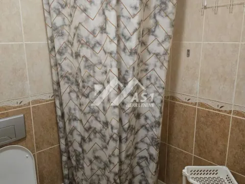 Izdavanje, jednosoban stan, 30m², Sajam, Novi Sad Sve Podlokacije - image 6