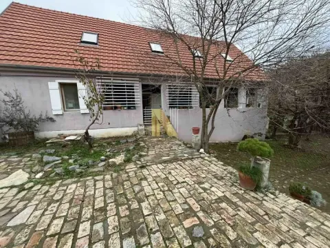 Kuća in Bukovački plato