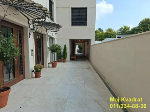 Izdavanje, stan, 235m², Savski Venac, Beograd - image 12