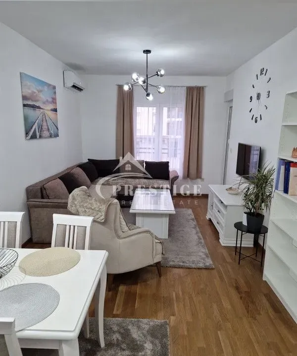 Izdavanje, jednosoban stan, 45m², Zabjelo, Podgorica