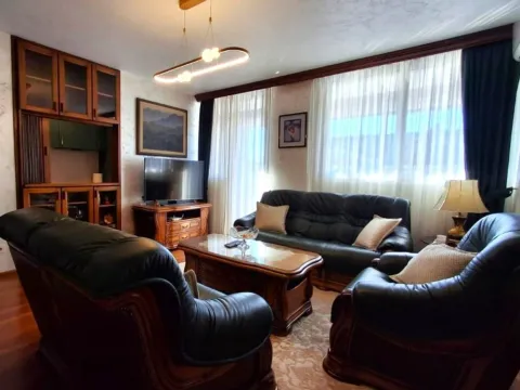 Izdavanje, stan, 73m², Preko Morače, Podgorica - image 3