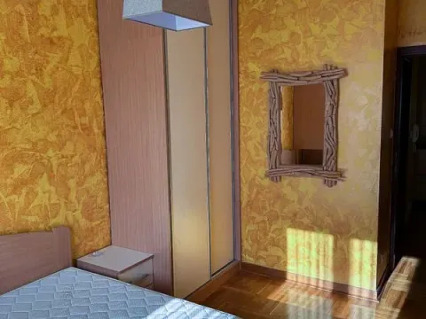 Rent, two bedroom apartment, 55m², Vezirov Most, Podgorica - image 2