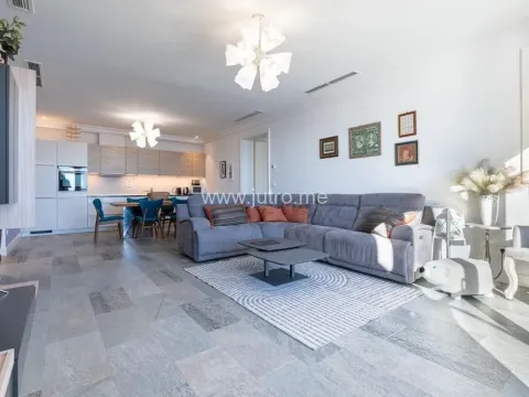 Prodaja, trosoban stan, 108m², Luštica, Tivat - image 1