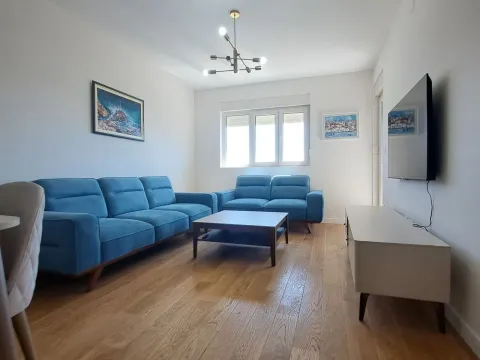 Rent, two bedroom apartment, 69m², Central Point, Podgorica - image 4