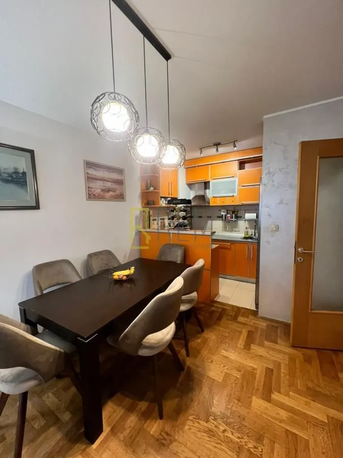 Prodaja, dvosoban stan, 70m², Stari Aerodrom, Podgorica