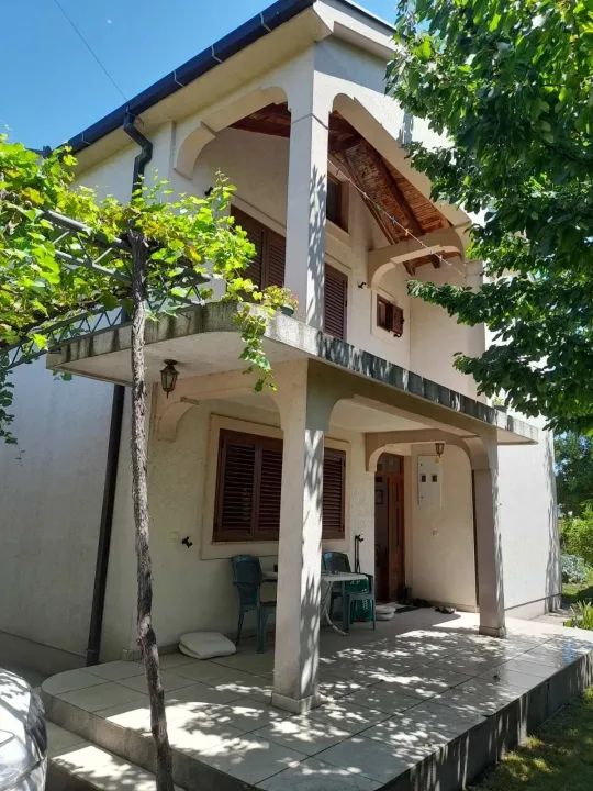 Sale, house, 240m², Donja Gorica, Podgorica