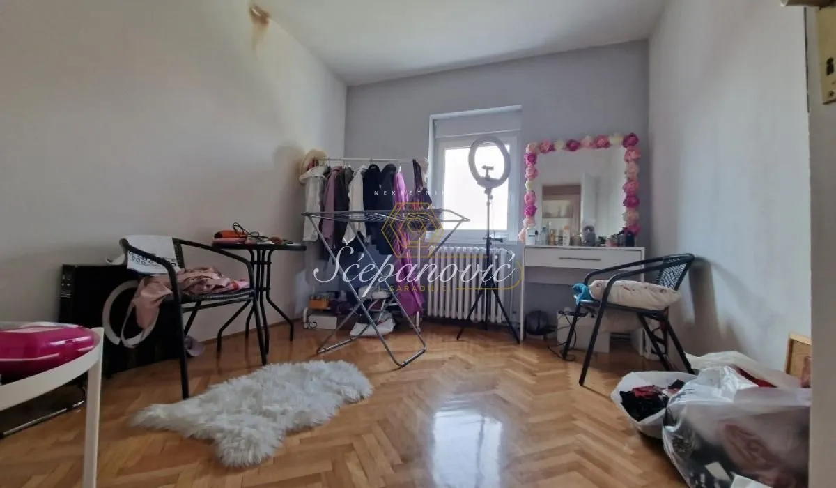 Prodaja, kuća, 396m², Klisa, Novi Sad Sve Podlokacije