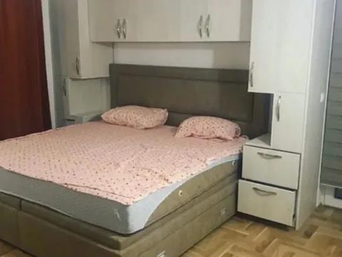 Izdavanje, kuća, 185m², Krimovica, Kotor - image 10