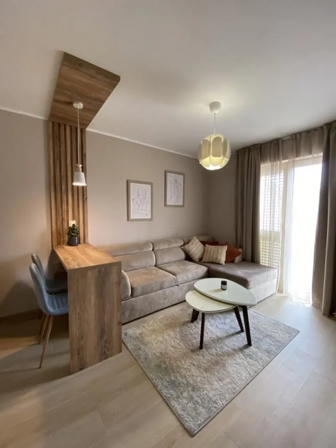 Rent, one bedroom apartment, 35m², Seljanovo, Tivat