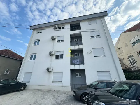 Izdavanje, jednosoban stan, 45m², Stari Aerodrom, Podgorica - image 4