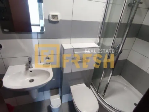 Izdavanje, dvosoban stan, 72m², City Kvart, Podgorica - image 11