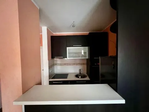 Prodaja, dvosoban stan, 42m², Karaburma, Palilula Sve Podlokacije - image 4