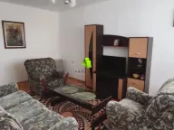 Izdavanje, trosoban stan, 70m², Medijana, Niš - image 2