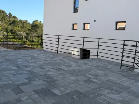 Rent, one bedroom apartment, 42m², Bonići, Tivat - image 10