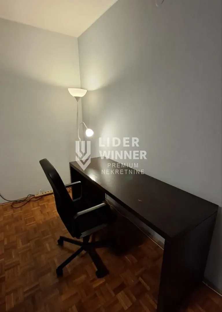 Rent, two bedroom apartment, 53m², Kalenić Pijaca, Vračar Sve Podlokacije