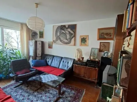 Prodaja, trosoban stan, 77m², Skojevsko Naselje, Beograd - image 2