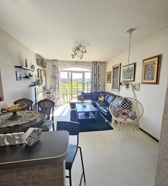 Prodaja, dvosoban stan, 65m², Centar, Podgorica