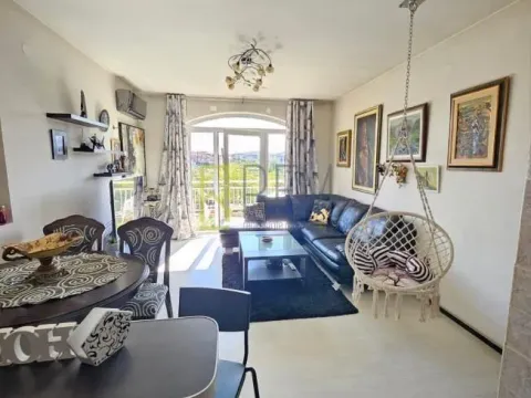 Prodaja, dvosoban stan, 65m², Centar, Podgorica