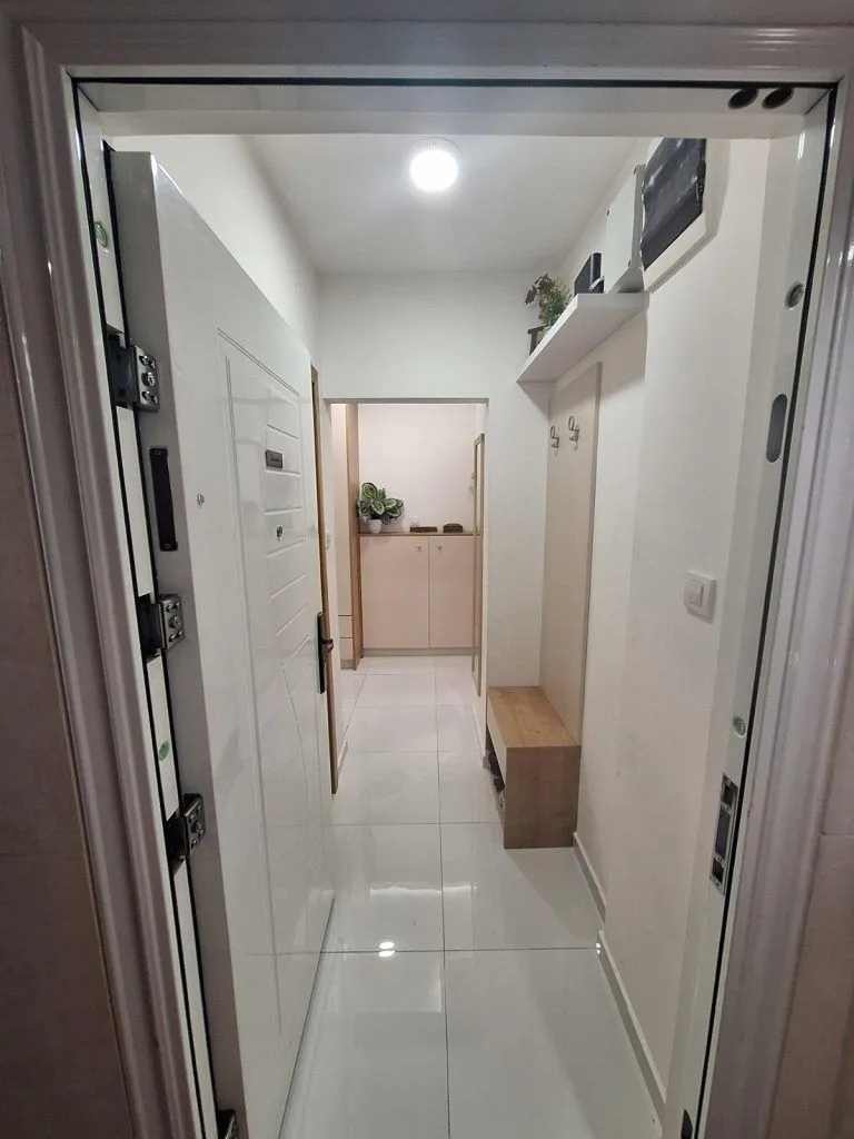 Prodaja, trosoban stan, 89m², Centar, Podgorica