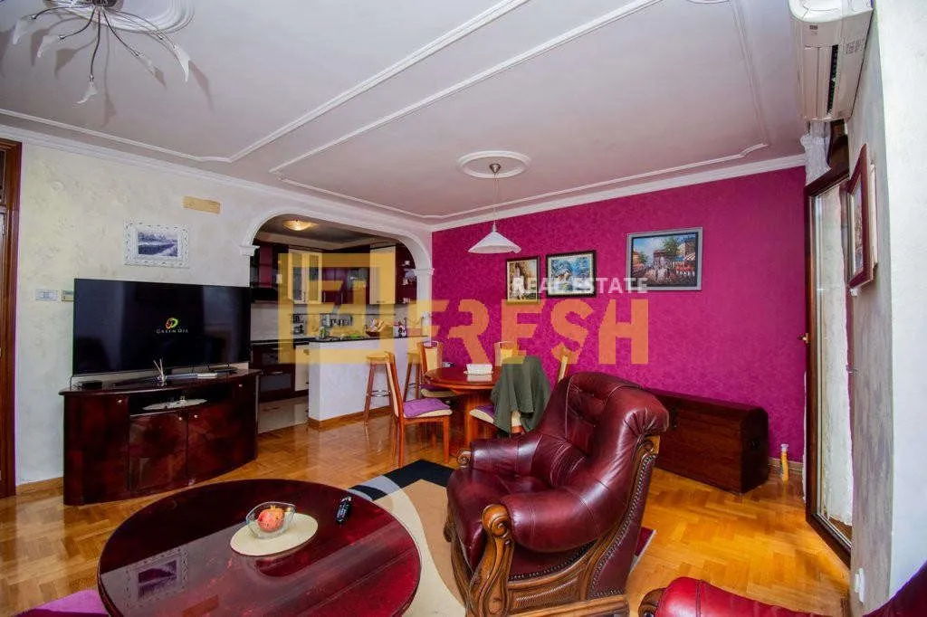 Rent, two bedroom apartment, 100m², Centar, Podgorica