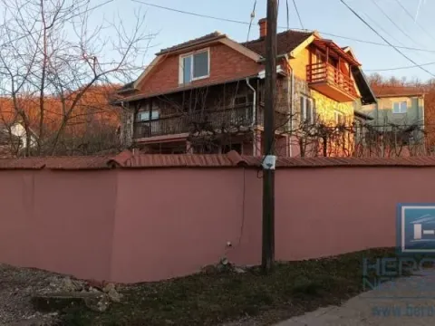 Prodaja, kuća, 500m², Despotovac, Srbija - image 5